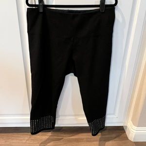 Athena Marie Black Capri Leggings 2X.